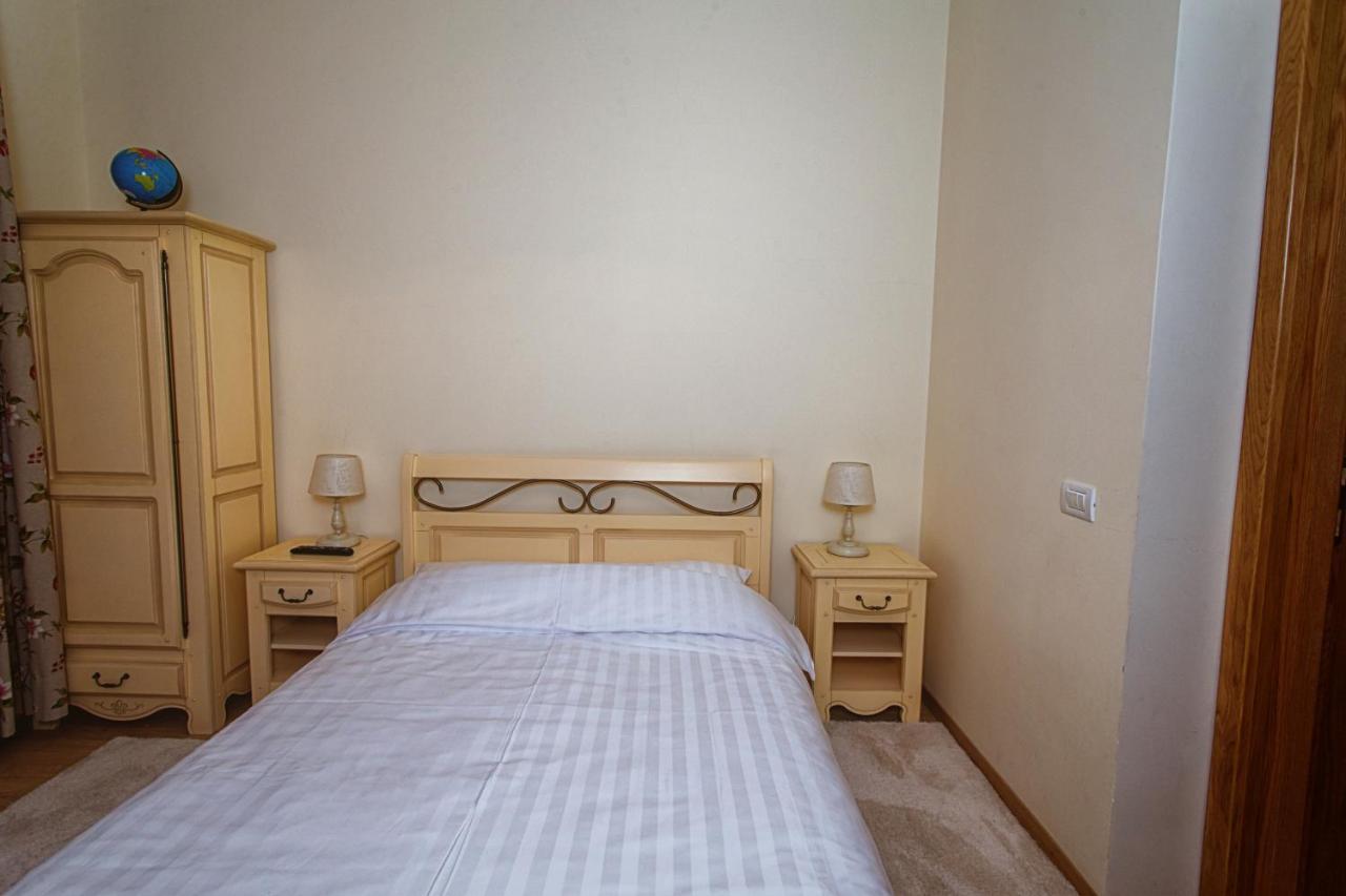 Vila Imperial Bed and Breakfast Sinaia Exterior foto
